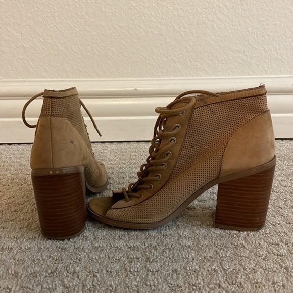 ALDO Brown Perforated Leather Tie Up Open Toe Heeled Booties - Picture 3 of 7